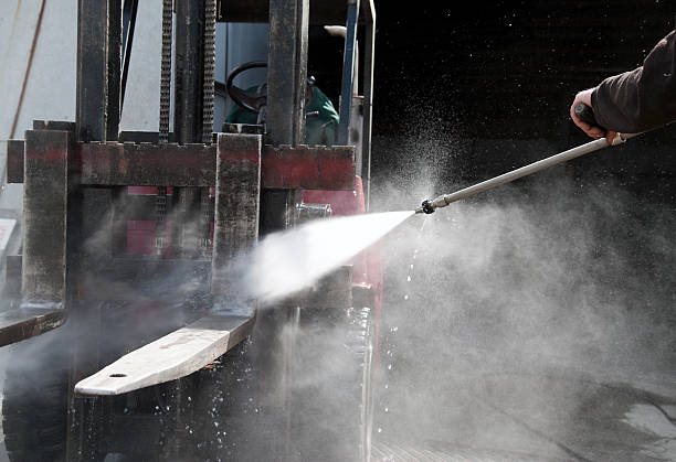 Why Choose Our Certified Pressure Washing Experts for Your Project Needs in Elk Mound, WI?